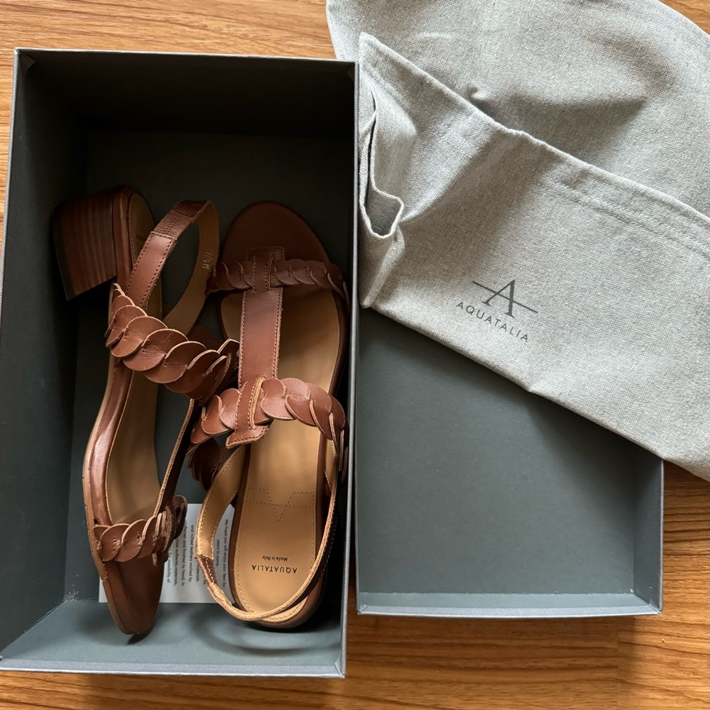 Aquatalia Leather Sandals